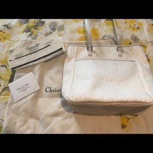 Original Cristian Dior white purse like new cond.